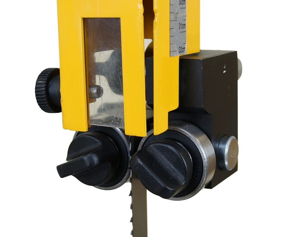 10-326_big6-1-1024x819-1.jpg Model 10-326: 14″ Deluxe Bandsaw - Image 11